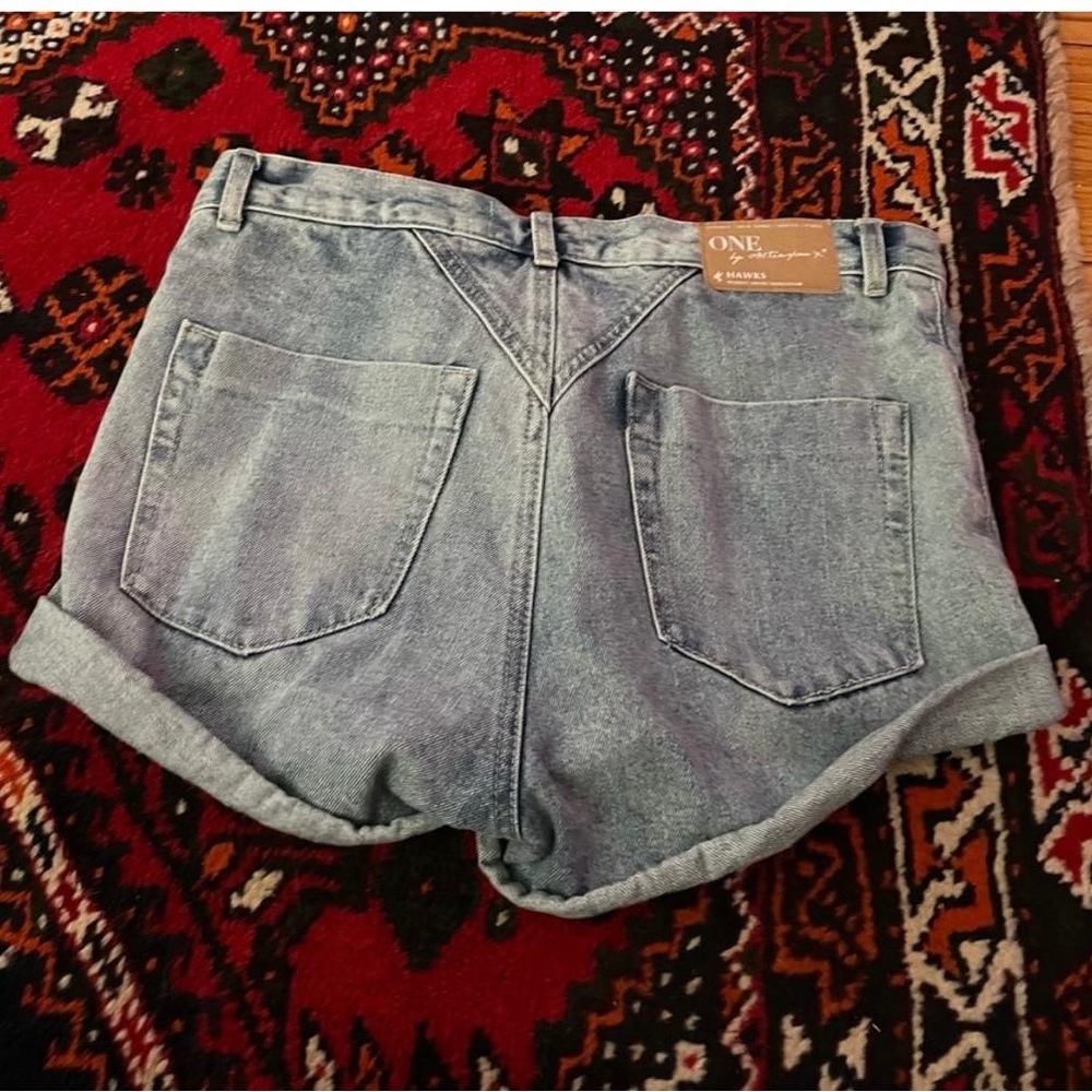 One x one teaspoon short